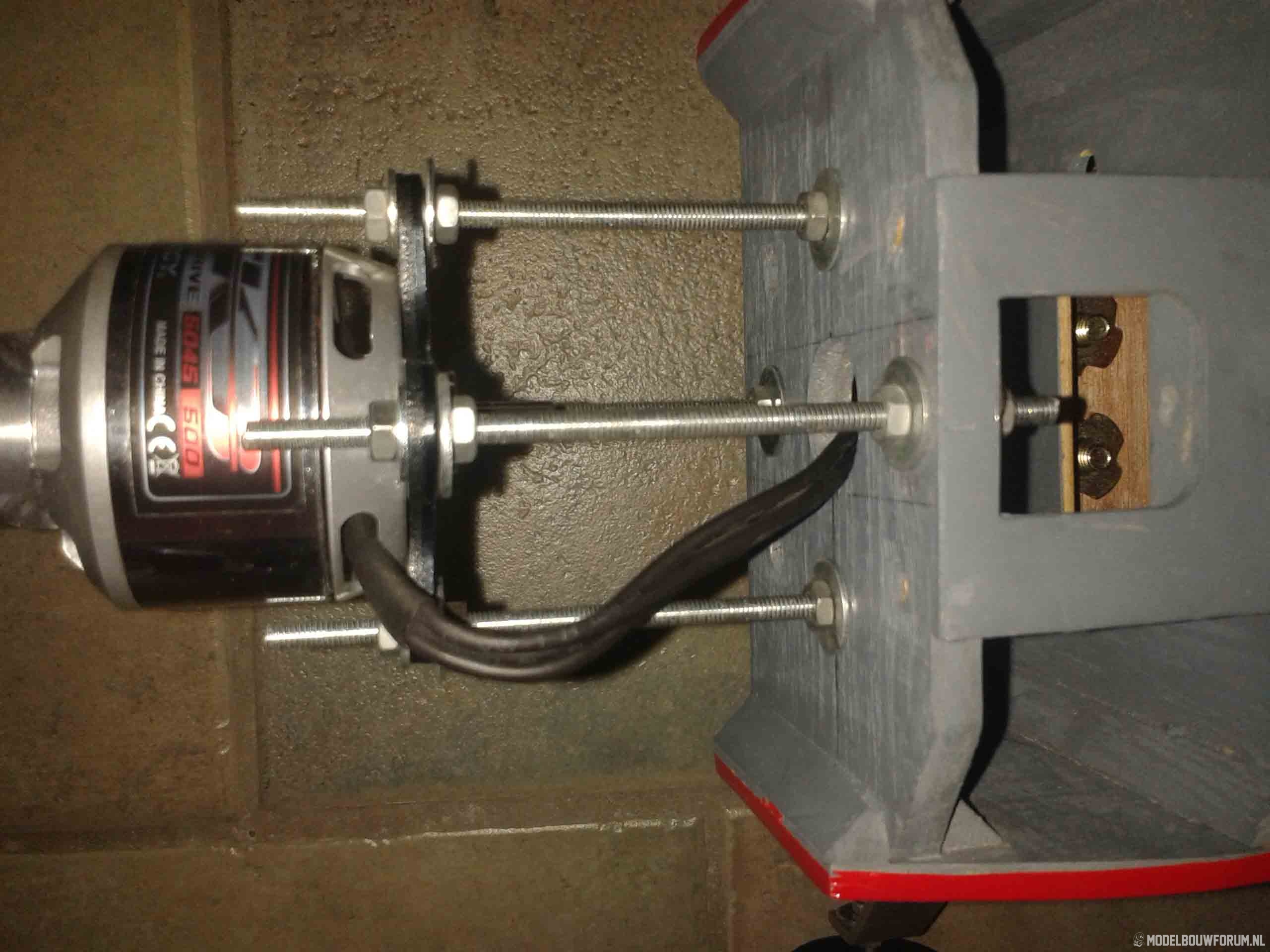 motor3.jpg