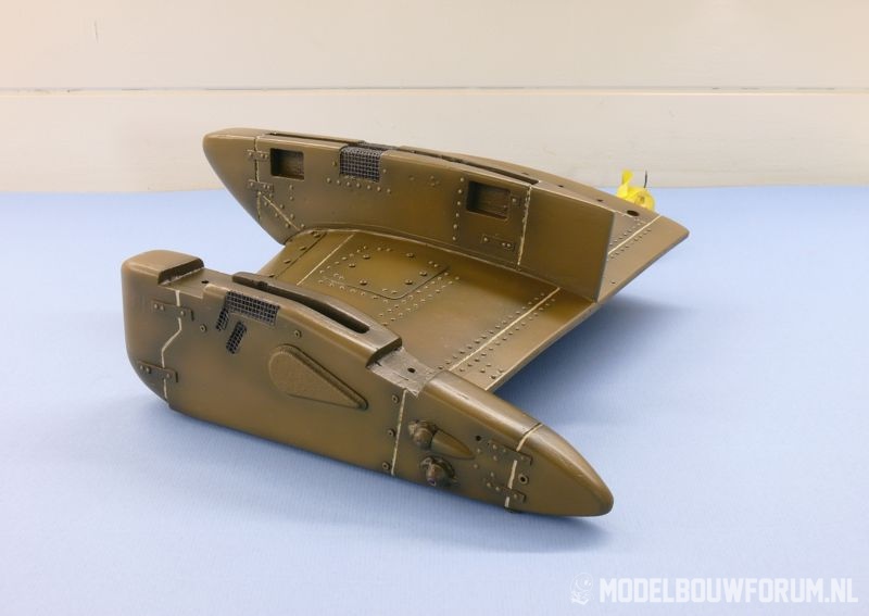 Frame590b-Ingekleurde_wings-JPG.jpg