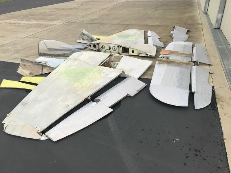 090 wings rudder horizontal stab etc left view.jpg