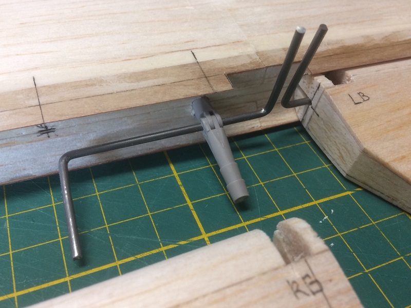 103 close-up of hinge-lever combo.jpg