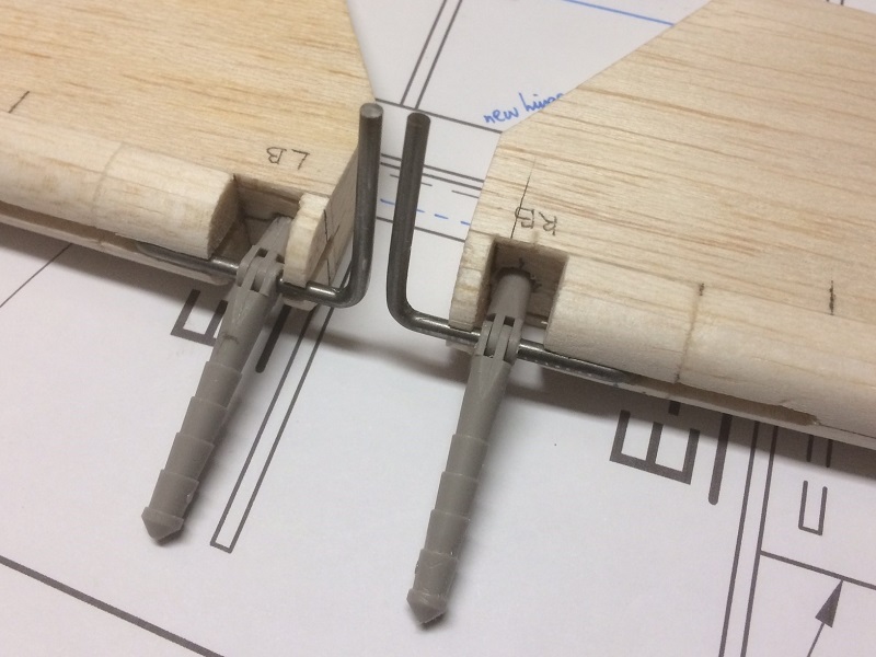 116 another view on two ready elev hinges.jpg