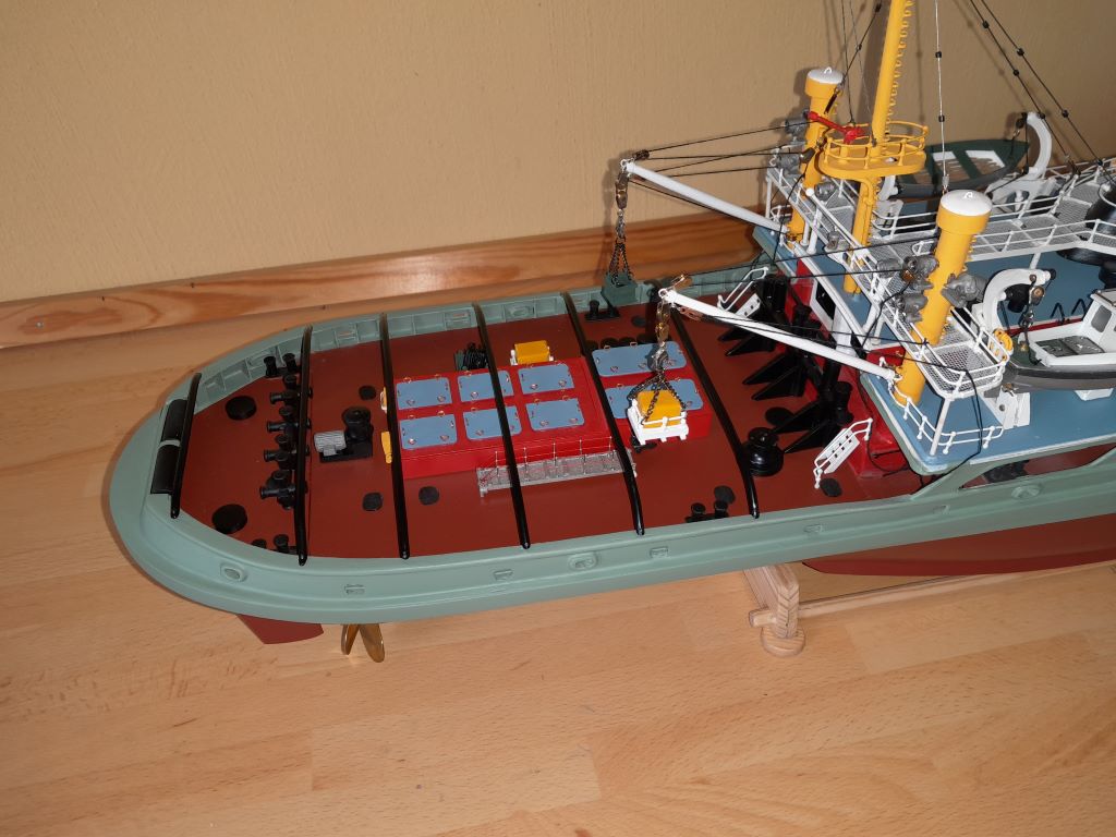 16-07-2023 towing deck a.jpg