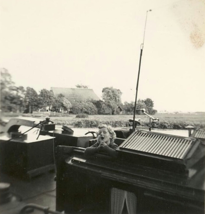 1954 Derk-1.jpg