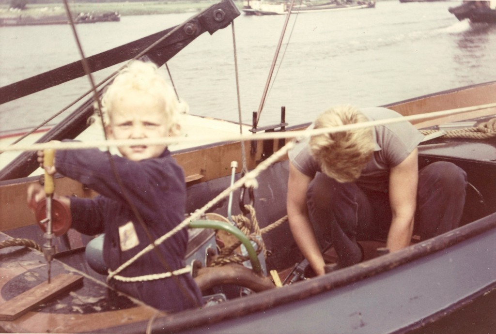 1963 Maas Ifa inbouwen 2.jpg