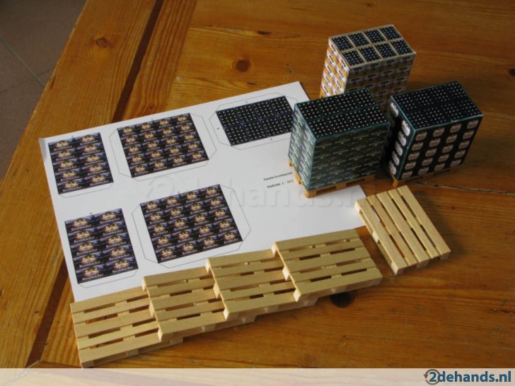 225681261-18-stuks-tamiya-houten-pallets-met-lading-1-14-5.jpg