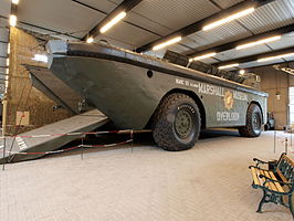 266px-Barge_Amphibious_Resupply_Cargo_(BARC)_33_U.S._ARMY_Marshall_Museum,_Overloon_pic1.JPG
