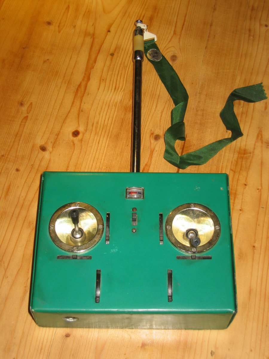 27MHz1.jpg