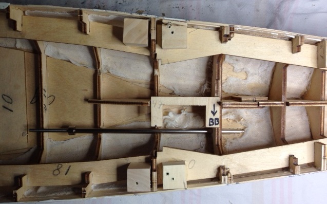 4 RC 04- BB schroefaskoker.jpg