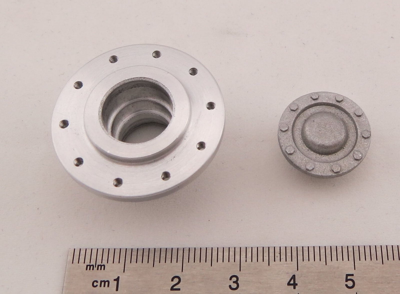 4445-1M_Vorderradnabe-mit-Deckel-Alu-Lochkreis-25mm-10x.jpg