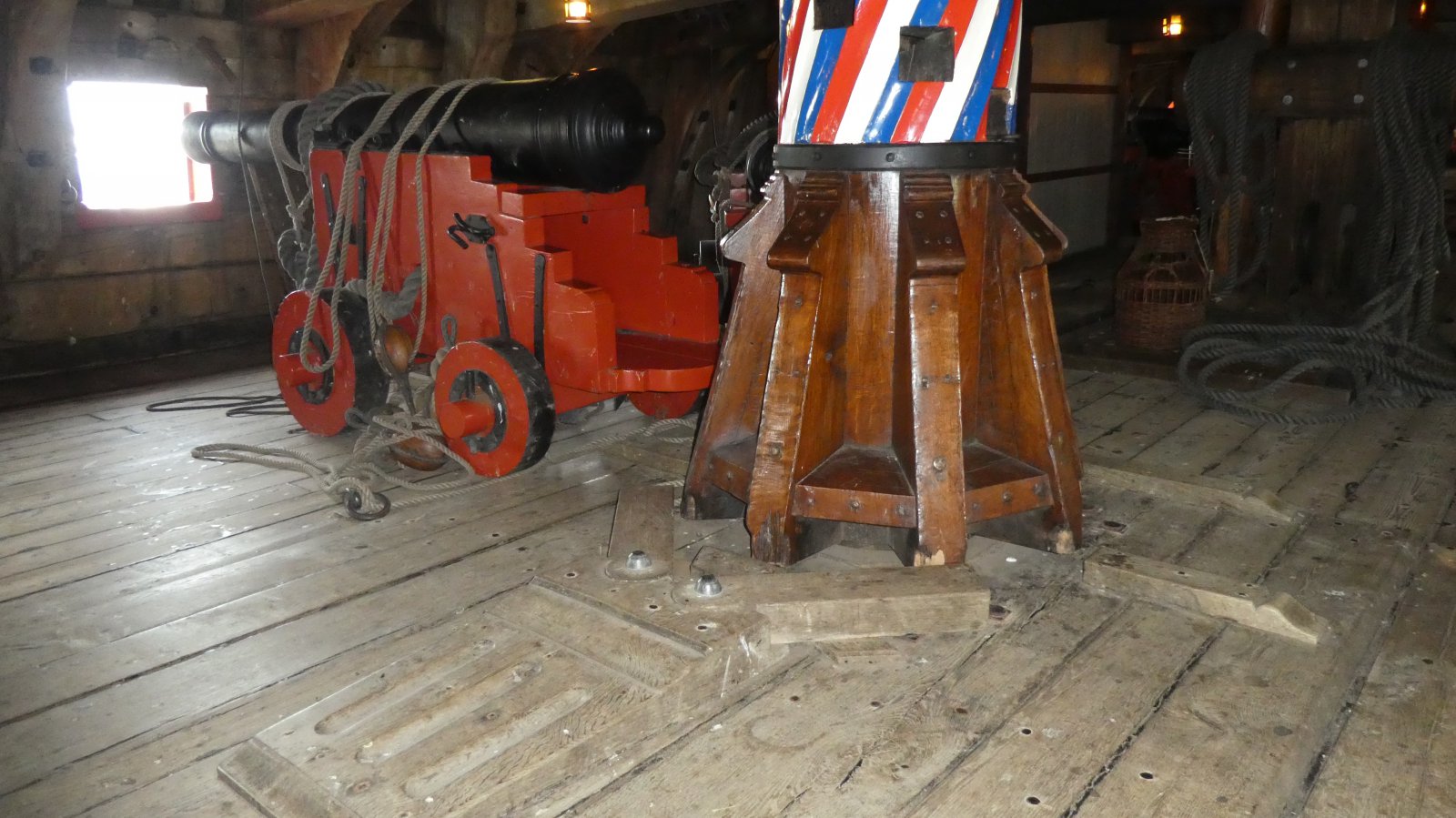 Batavia082_R.JPG