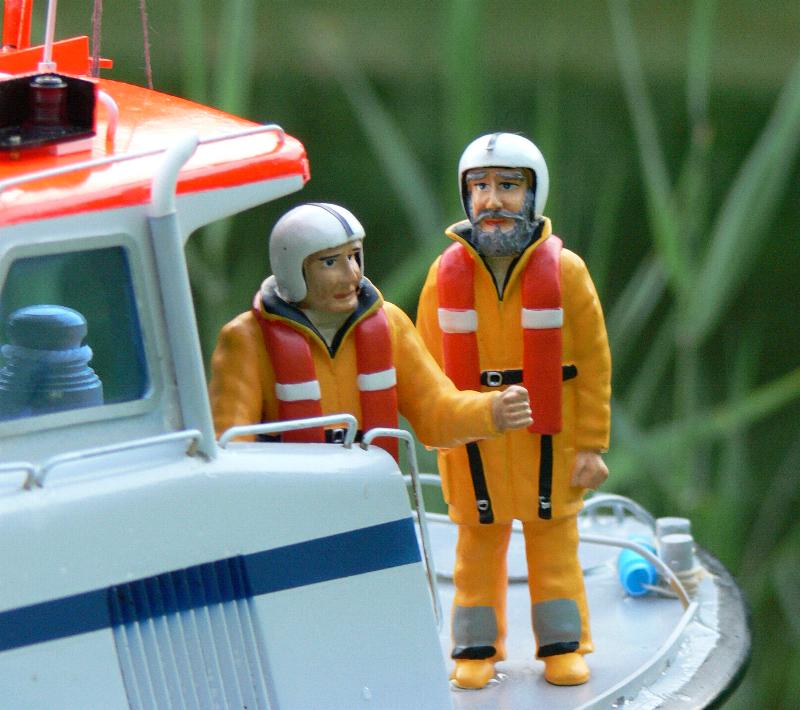 crew1.jpg