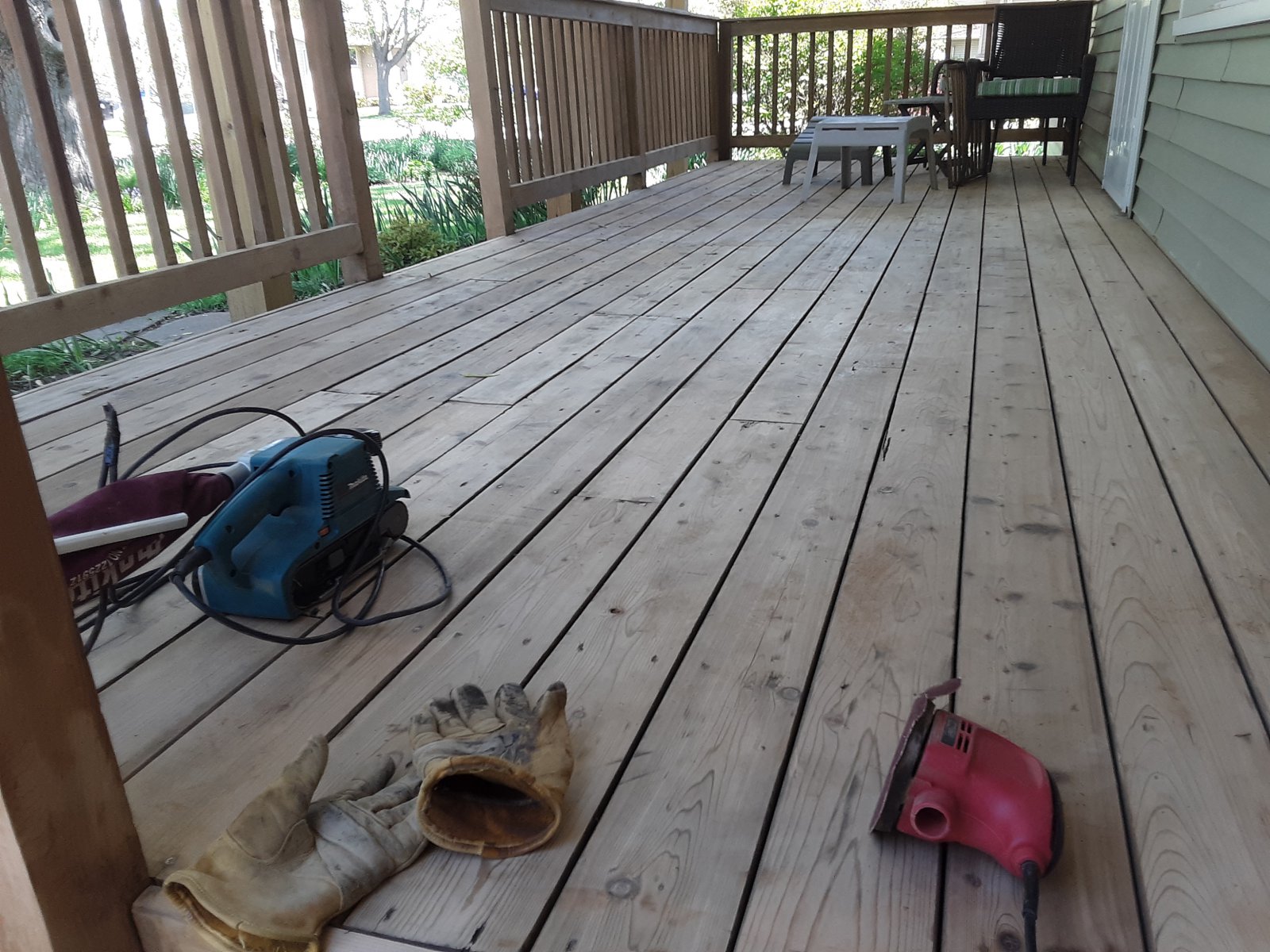 Deck.jpg
