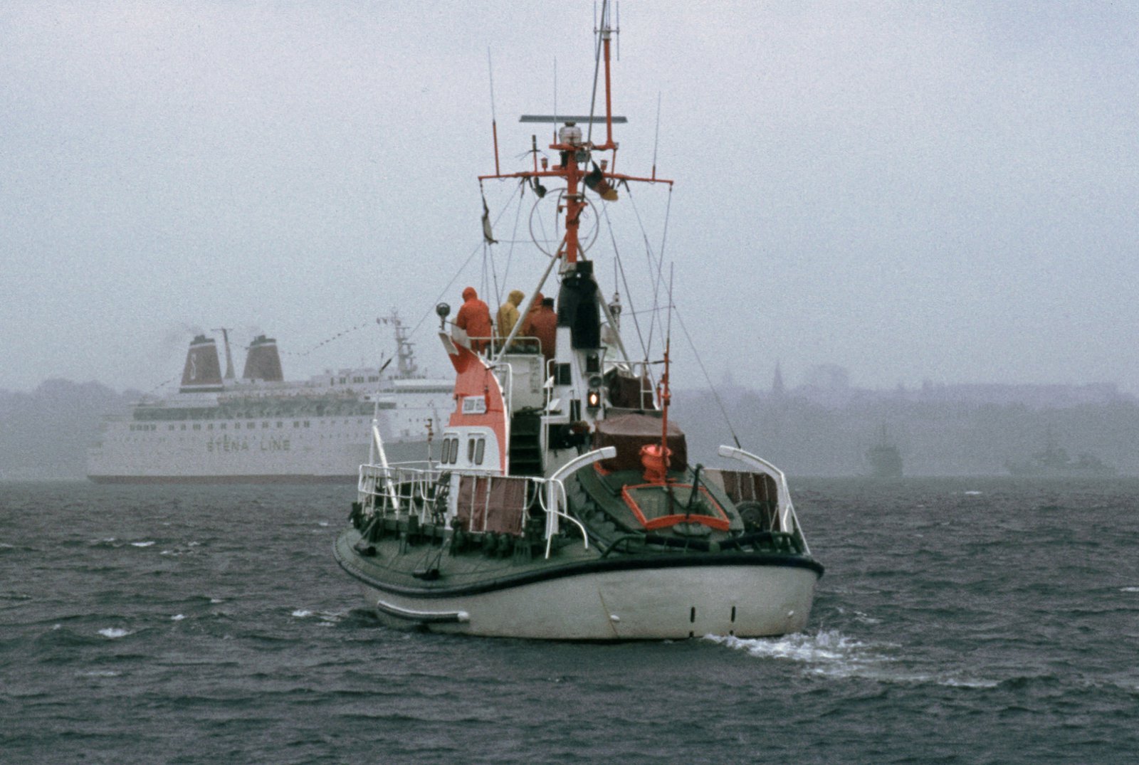 die-theodor-heuss-laeuft-bei-schauern-aus-a3859d09-3570-4f80-867e-d2bfb6157a07.jpg