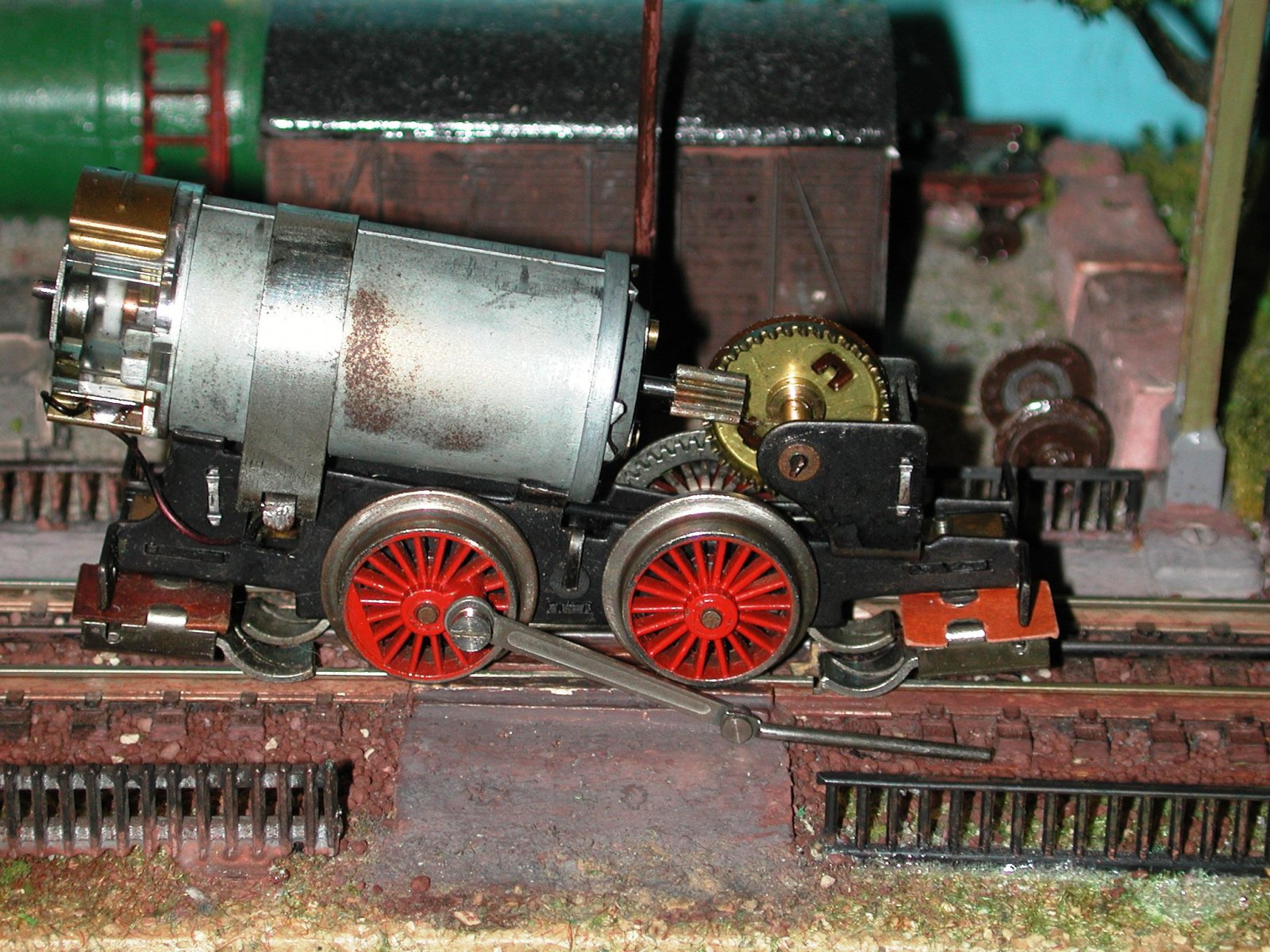 Distler_Motor.jpg