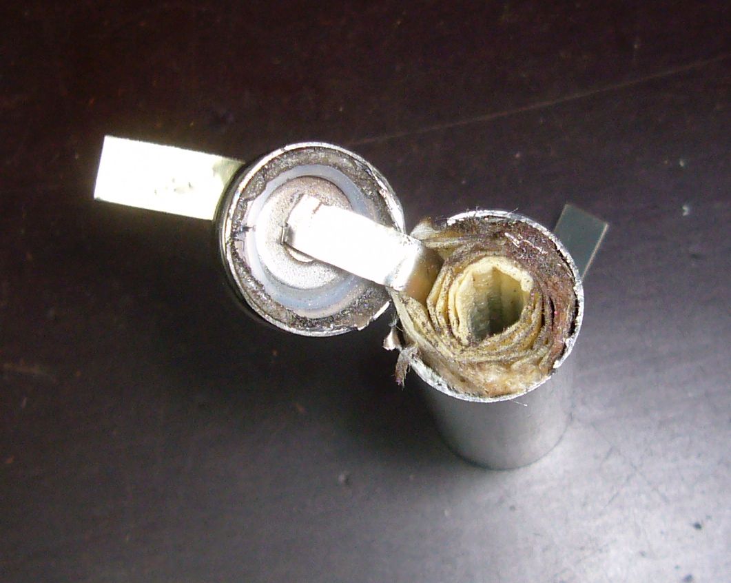 Fake nimh 1.jpg