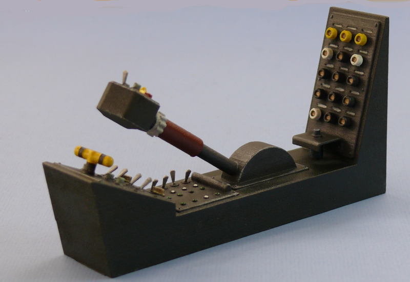 Frame613w-Rear cokpit left console.jpg