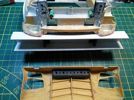 front04b.jpg
