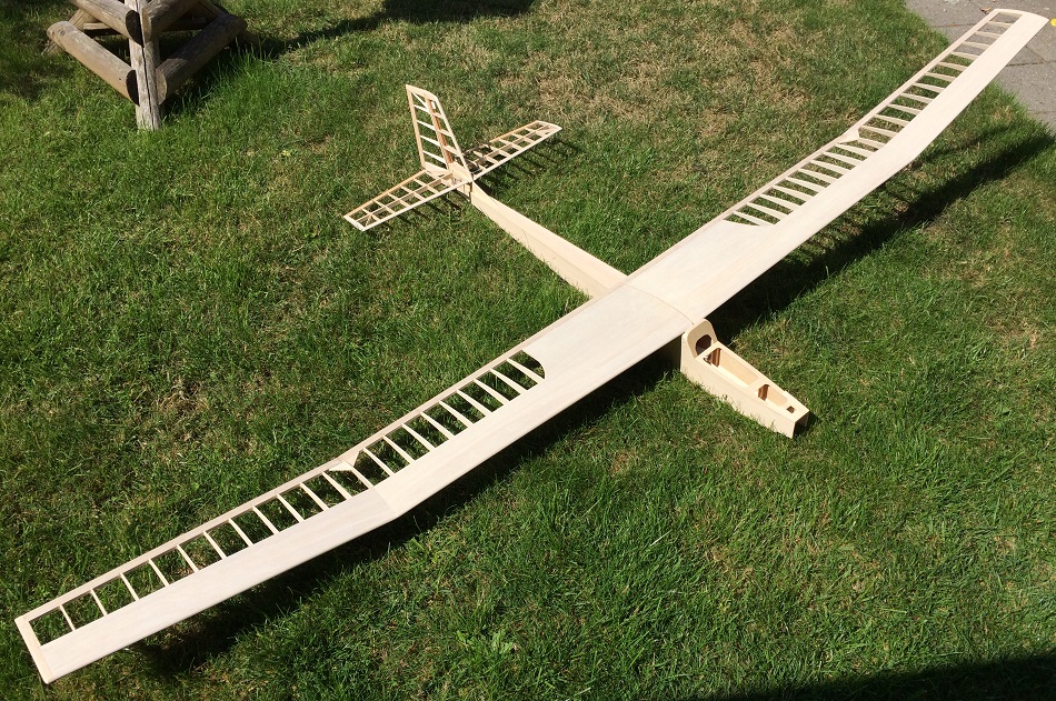 Graupner Hi-Fly 2020.jpg