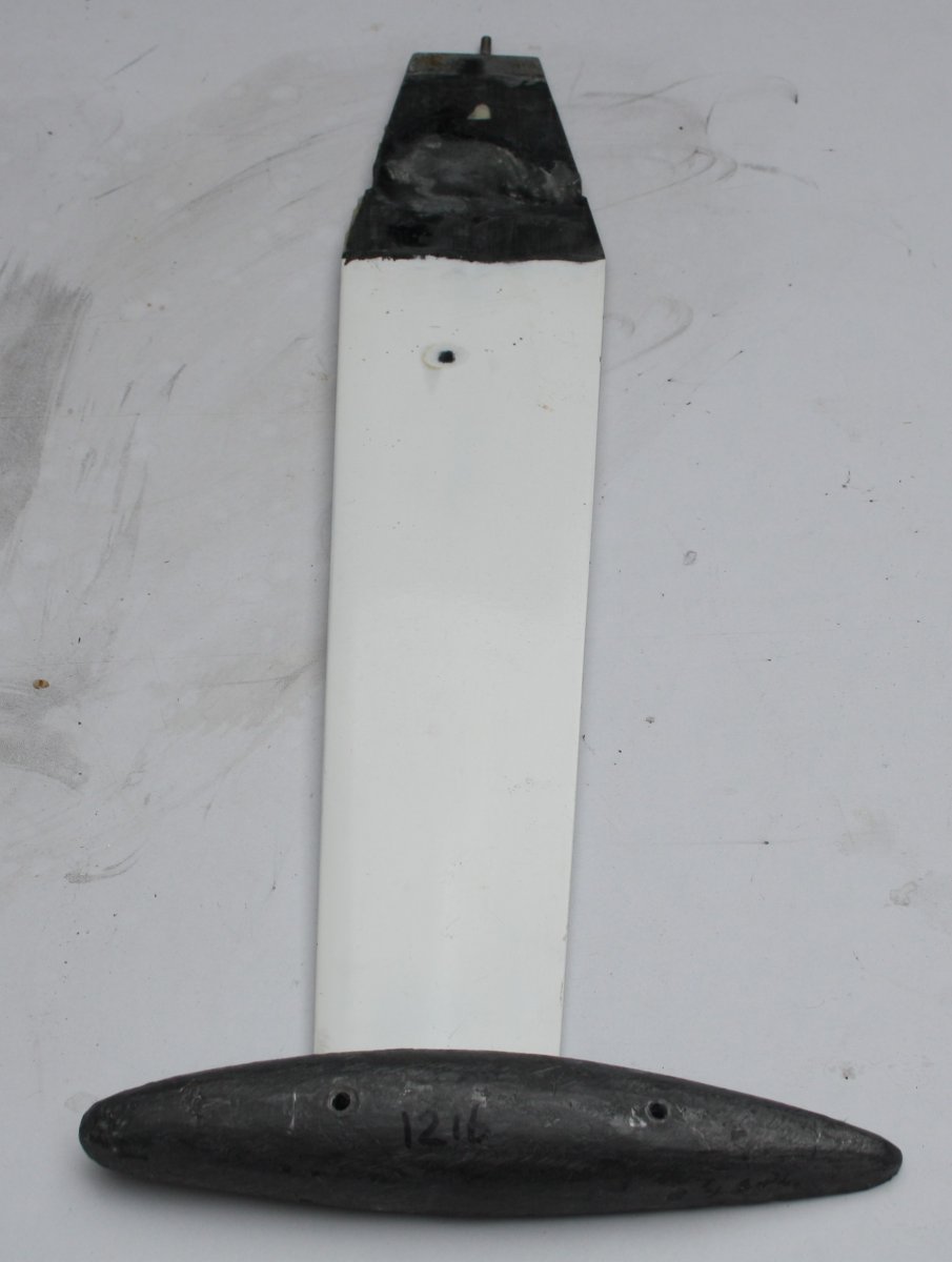 IOM carbon fin.JPG
