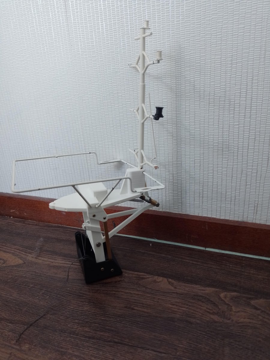 Mast.jpg