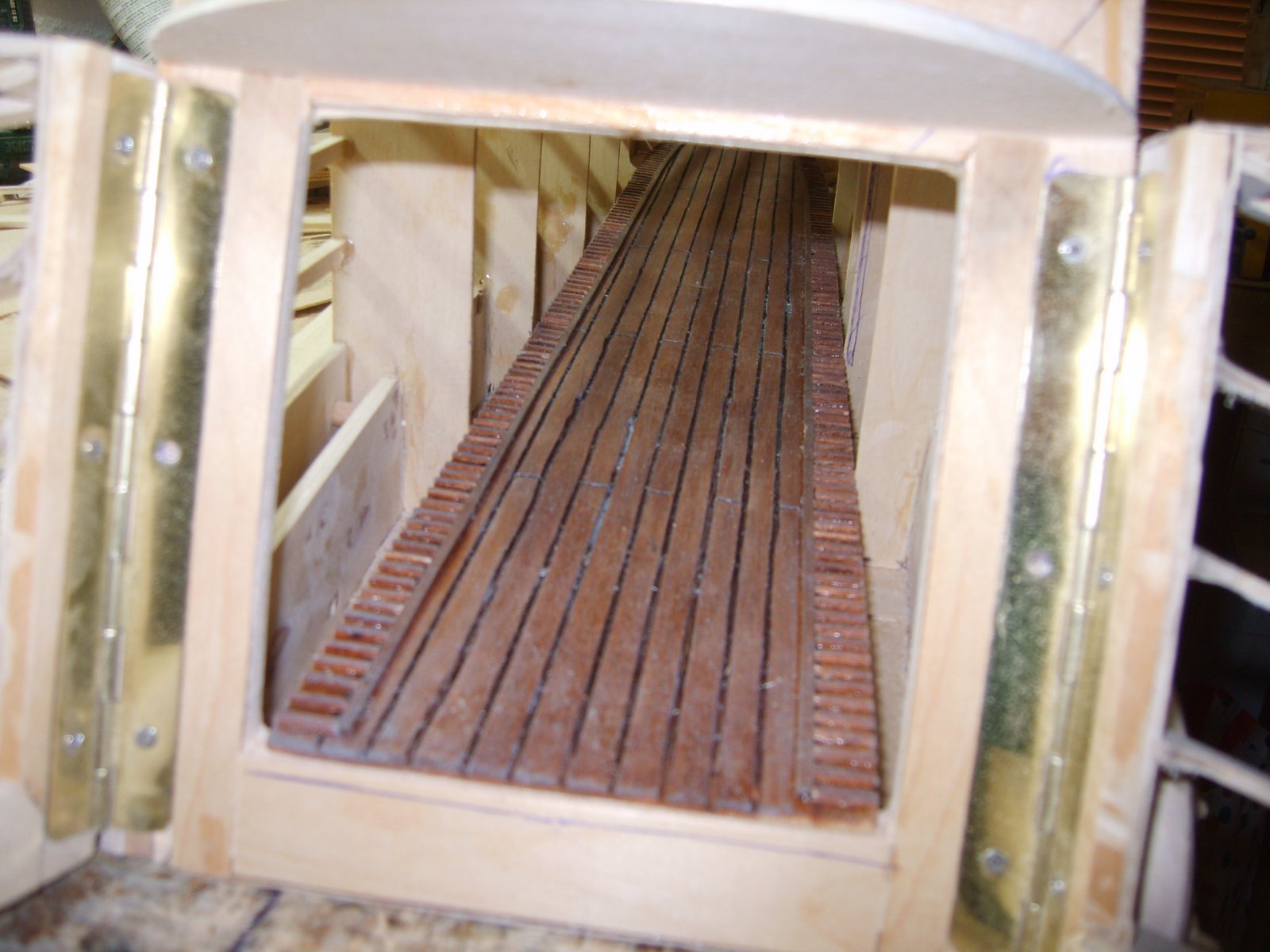 S8300018.JPG