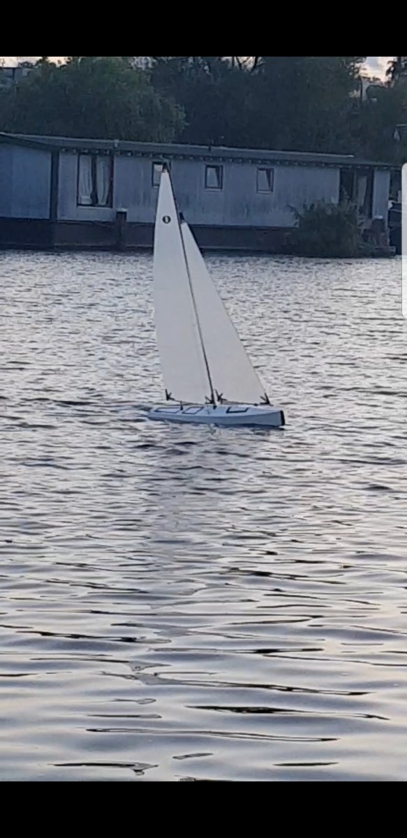 Screenshot_20190906-180914_Video Player.jpg