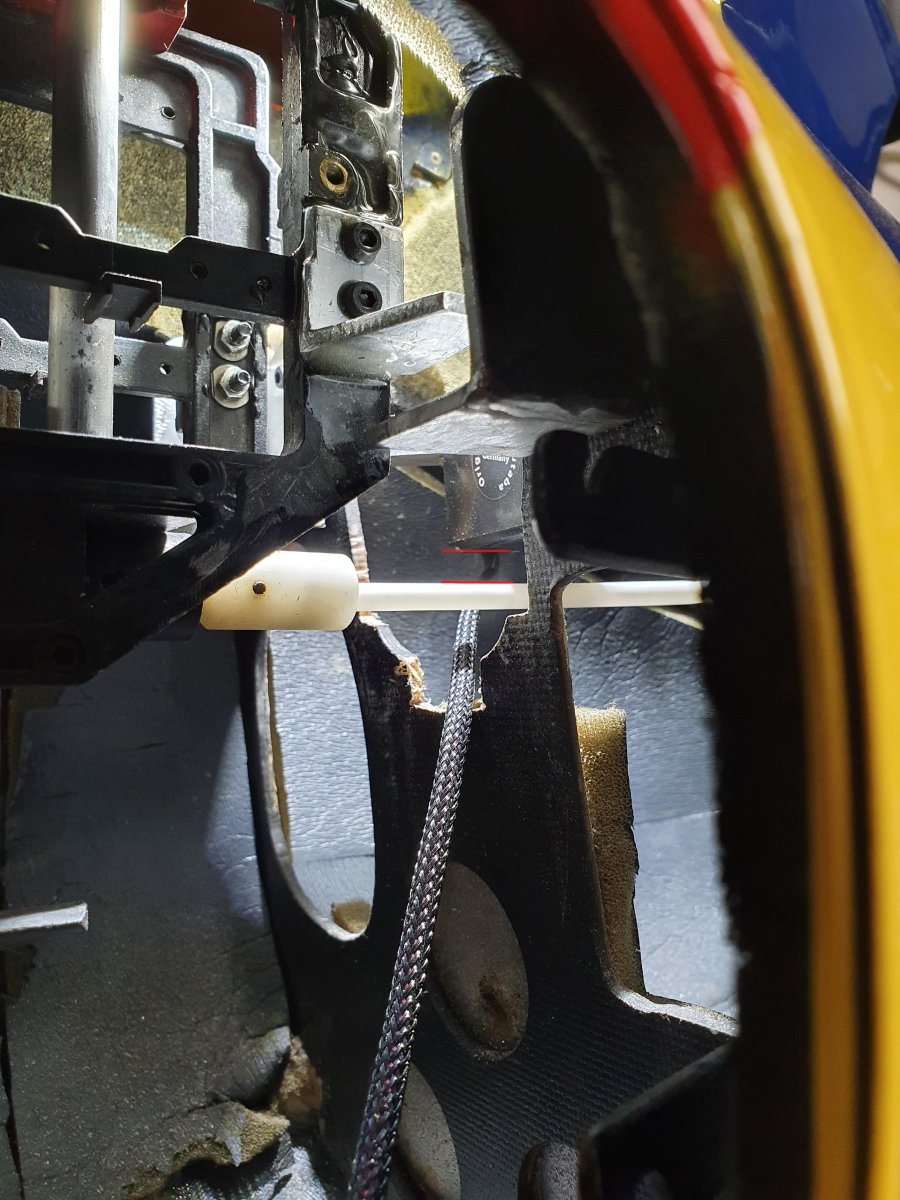Servo 1.jpg