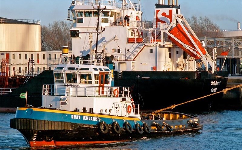 SMIT IERLAND 2007-12-29 Botlek Rotterdam.jpg