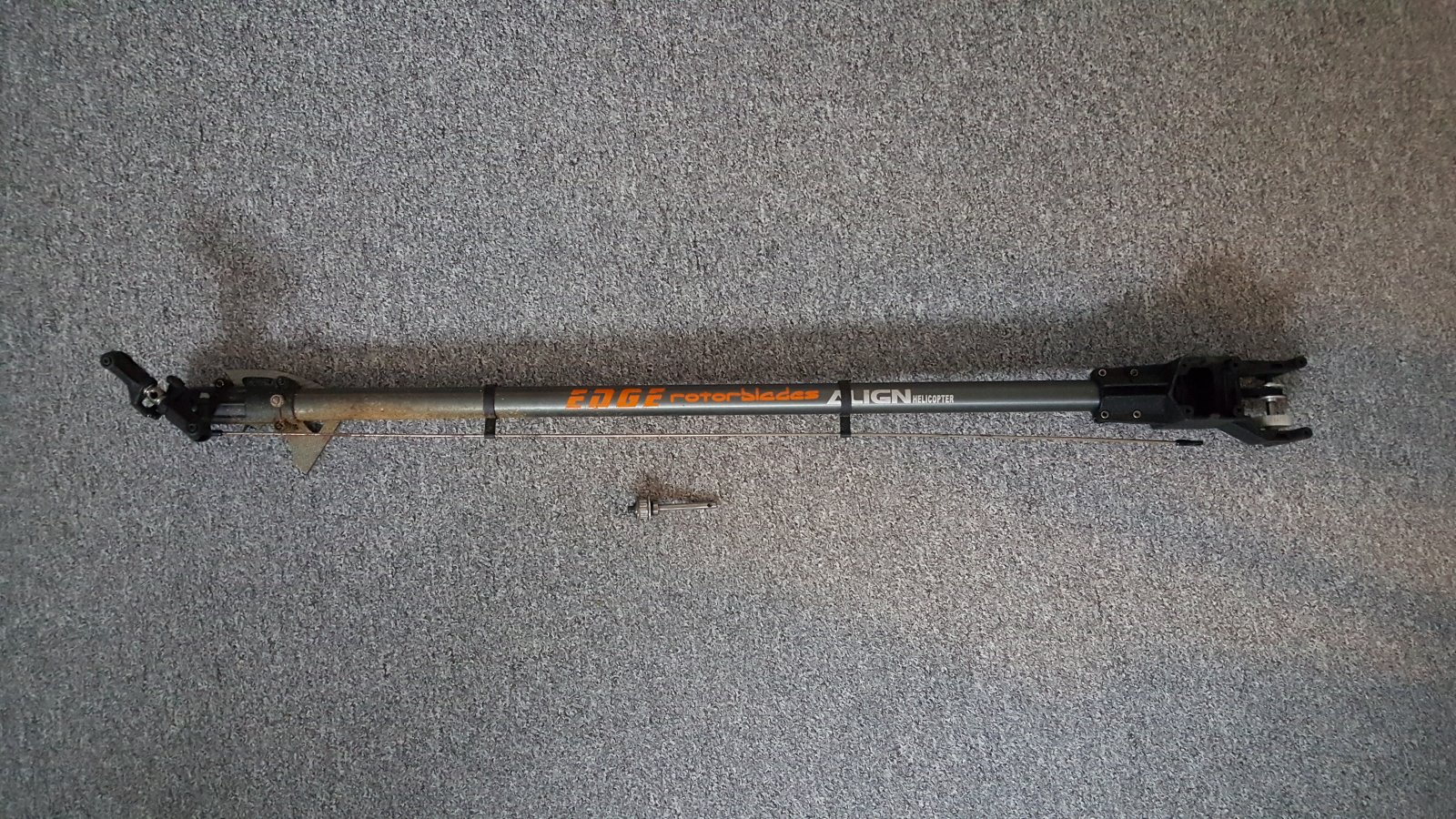 Staart t-600 N.jpg