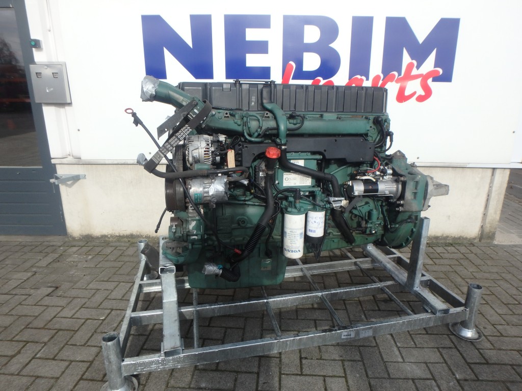 VOLVO D12 D MOTOR.01.jpg