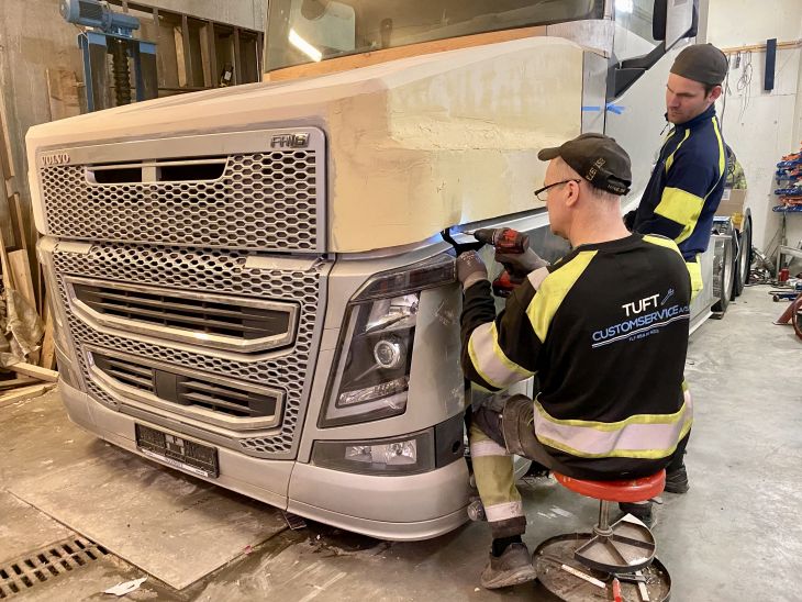 Volvo_NH16_750.jpg