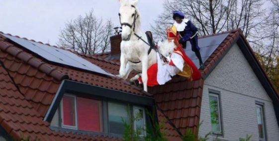 wij moeten er erg aan wennen.JPG