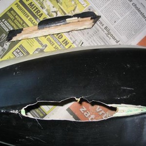 Kiel kapot na aankomst postpakket