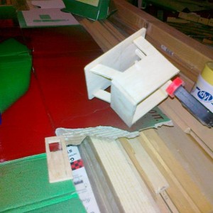 Stuurhutje in aanbouw