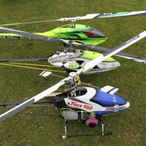 Mijn heli's een dagje op het veld bij Friendship te Dalfsen.