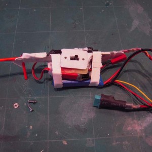 Ontvangerunit met UBEC en lipo 500mA (had niet meer kleiner)