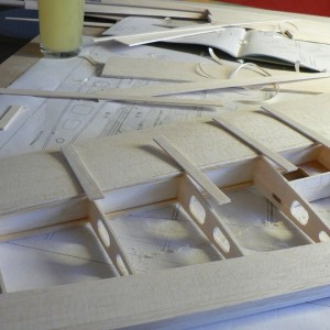Afwerking ribben voor mooie folie-bespanning