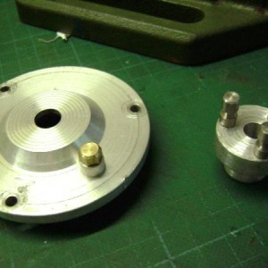 motor 180 Watt met waterkoeling 002 Voorschild met kogellager en koppeling
Eigenbouw dus