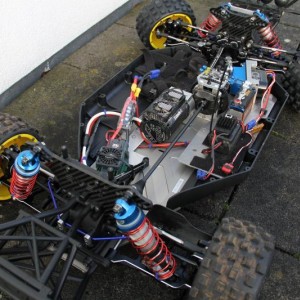Rc erik 2013 12 11 Losi 5ive brushless (5)