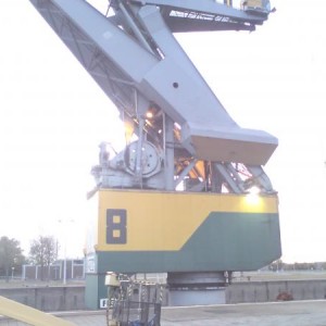 Model Figeekraan 004