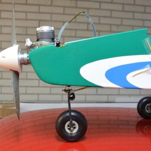 Stand motor Calmato, zijaanzicht