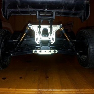Achterkant D8T shock tower