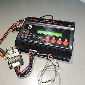 Lader Robbe Powerpeak Compact 6s EQ (8506)