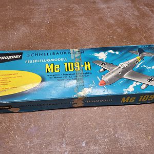 Me3