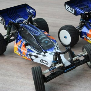 Associated B4 Factory Team