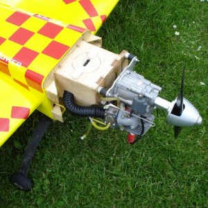 Funtana met 26 zenoha 
deze is er nu af en zit een 30 cc DL op