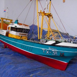 polar kotter billing boats, omgebouwt tot TX38 kotter
90 cm , voledig rc bestuurt.