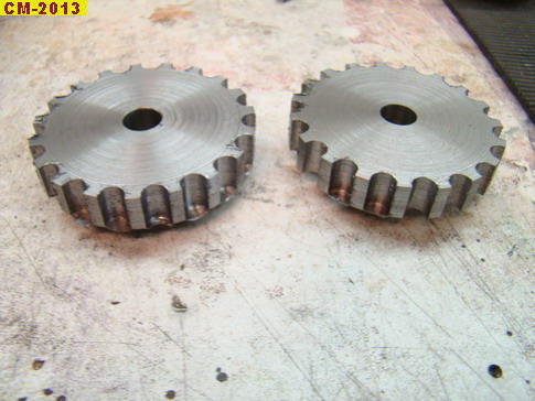 096