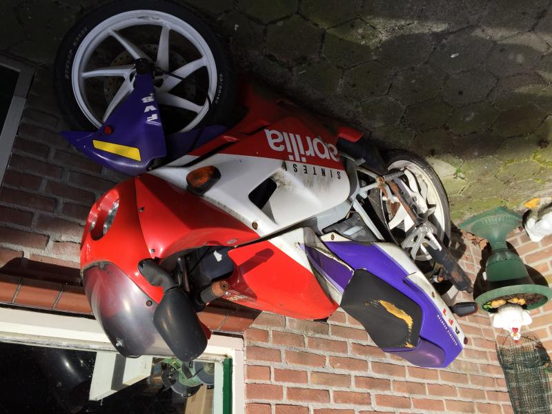 Aprilia AF1 sintesi