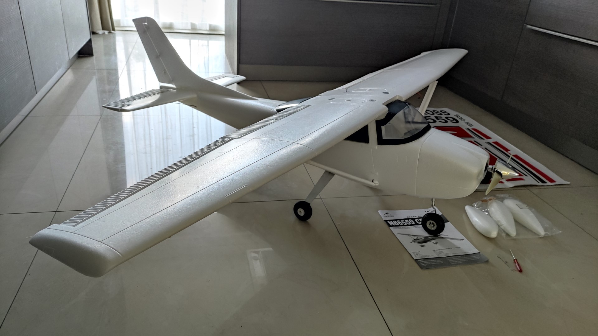 Cessna  (6) (Large)